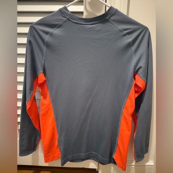 Nike Elite Gray and Orange Performance Shirt - Picture 3 of 12